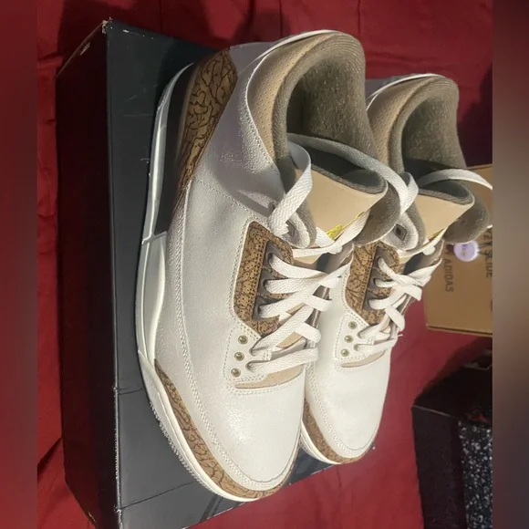Jordan 3 dark mocha - Picture 4 of 4